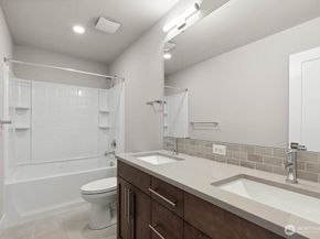 3122 194th Street SE, Bothell WA 98012