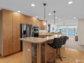 1005 Harbor Avenue SW 400, Seattle WA 98116