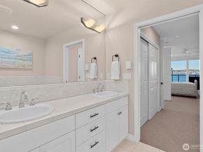 1005 Harbor Avenue SW 400, Seattle WA 98116