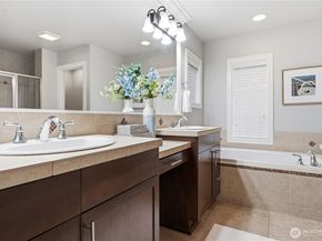 12325 NE 86th Way, Kirkland WA 98033