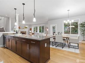 12325 NE 86th Way, Kirkland WA 98033