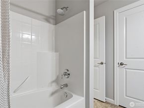 12325 NE 86th Way, Kirkland WA 98033