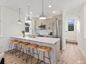 945 NW 61st Street, Seattle WA 98107