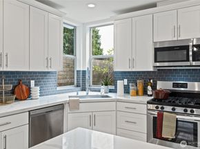 15610 5th Avenue NE C, Shoreline WA 98155