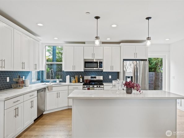 15610 5th Avenue NE C, Shoreline WA 98155