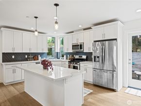 15610 5th Avenue NE C, Shoreline WA 98155