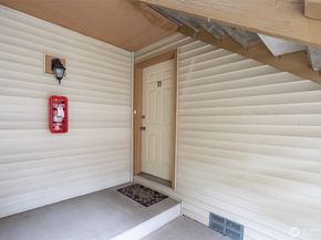 17306 119th Lane SE M11, Renton WA 98058