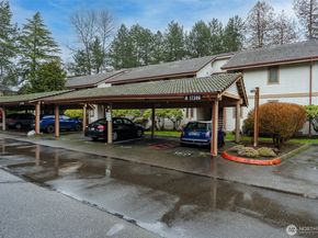 17306 119th Lane SE M11, Renton WA 98058