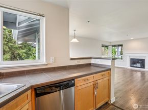 3927 243rd Place SE I304, Bothell WA 98021