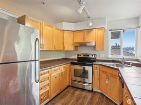 3927 243rd Place SE I304, Bothell WA 98021