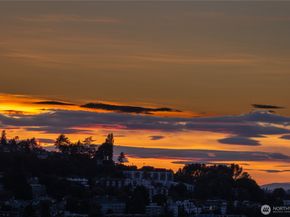 1114 Lakeview Boulevard E E 3N, Seattle WA 98102