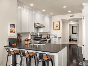 1114 Lakeview Boulevard E E 3N, Seattle WA 98102