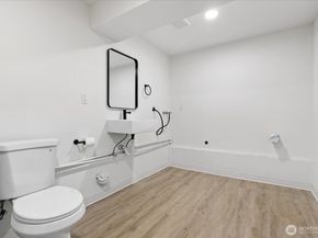 34515 25th Avenue SW, Federal Way WA 98023