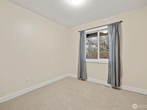 7575 Railroad Place SE, Snoqualmie WA 98065