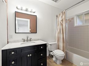 7575 Railroad Place SE, Snoqualmie WA 98065