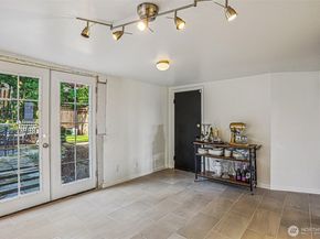 1113 33rd Avenue S, Seattle WA 98144