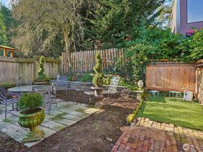 1113 33rd Avenue S, Seattle WA 98144