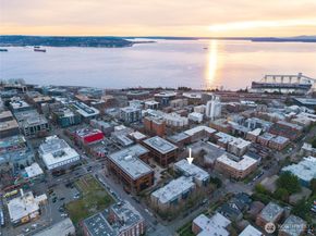 275 W Roy Street 412, Seattle WA 98119