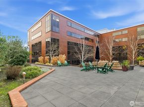 275 W Roy Street 412, Seattle WA 98119