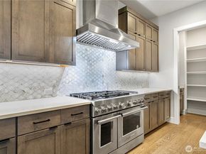 4814 240 Place SE, Sammamish WA 98029