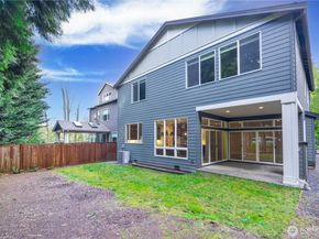 4814 240 Place SE, Sammamish WA 98029