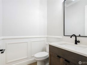 4814 240 Place SE, Sammamish WA 98029