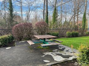 364 Field Place NE, Renton WA 98059