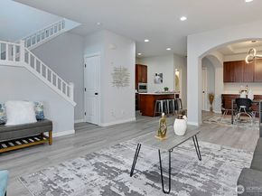 364 Field Place NE, Renton WA 98059