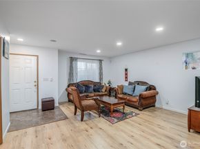 17008 SE 183rd Place, Renton WA 98058