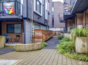 7512 43rd Avenue S B, Seattle WA 98118