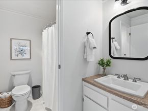 14332 126th Avenue NE B304, Kirkland WA 98034