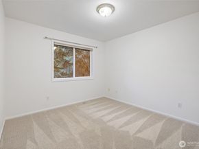 15733 NE 165th St, Woodinville WA 98072