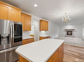 15733 NE 165th St, Woodinville WA 98072