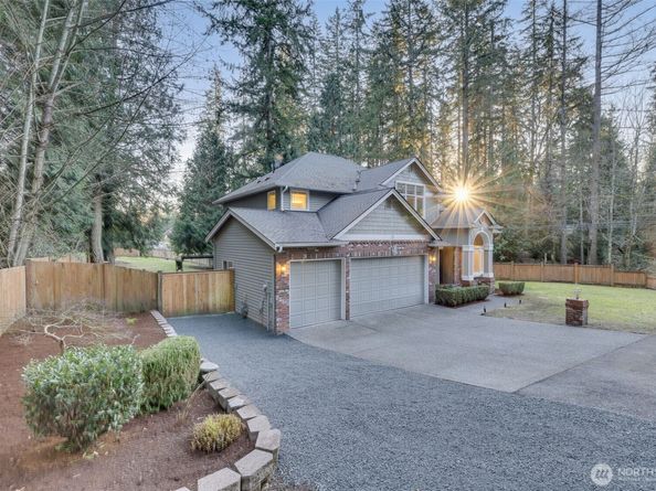 15733 NE 165th St, Woodinville WA 98072