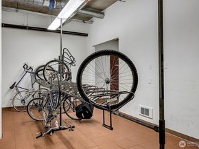 300 10th Avenue B205, Seattle WA 98122