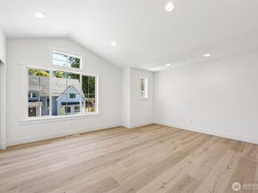 19515 81st Place NE 1, Kenmore WA 98028