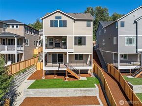 19515 81st Place NE 1, Kenmore WA 98028