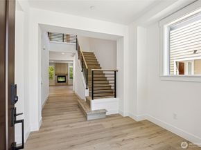 19515 81st Place NE 1, Kenmore WA 98028