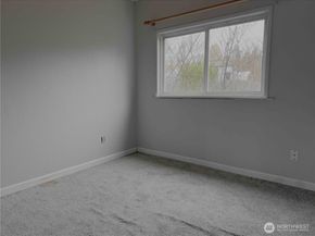 425 Sunnyhill Road W, Bremerton WA 98312