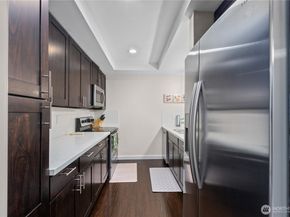 7481 Old Redmond Road 421, Redmond WA 98052