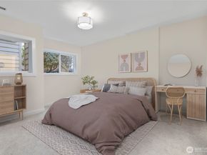 7481 Old Redmond Road 421, Redmond WA 98052