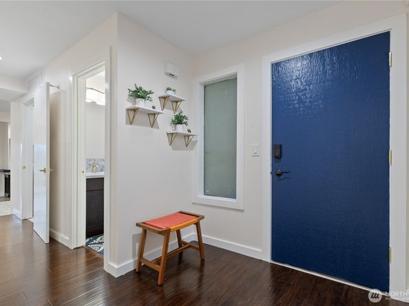 7481 Old Redmond Road 421, Redmond WA 98052