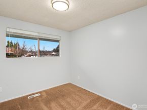 7537 44th Avenue S, Seattle WA 98118