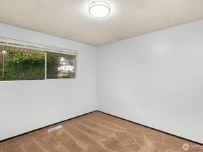 7537 44th Avenue S, Seattle WA 98118