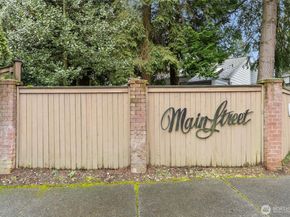 10 143rd Avenue SE, Bellevue WA 98007