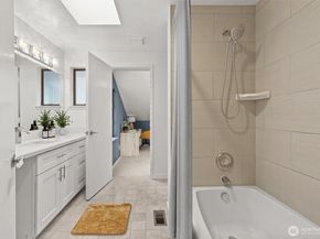 10 143rd Avenue SE, Bellevue WA 98007