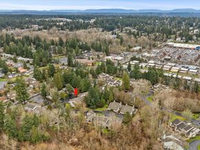 10 143rd Avenue SE, Bellevue WA 98007