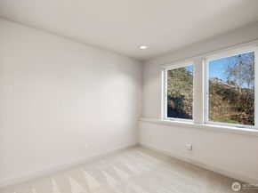 1717 Ferry Avenue SW, Seattle WA 98116