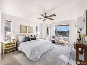 11302 Ohde Circle 13, Kirkland WA 98033