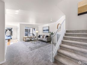 11302 Ohde Circle 13, Kirkland WA 98033